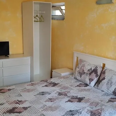Ofilovi Affittacamere Nesebar