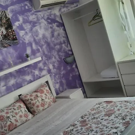 بيت ضيافة Ofilovi